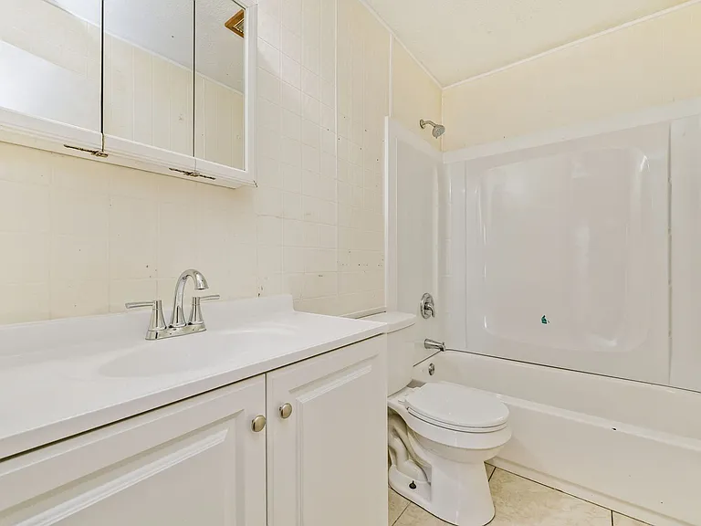 3609 S Travis St — Photo 14