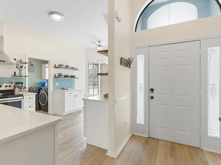 131 Barrier Isle Dr — Photo 6