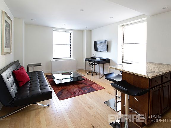 2nd image of 150 W 51st St APT 1219