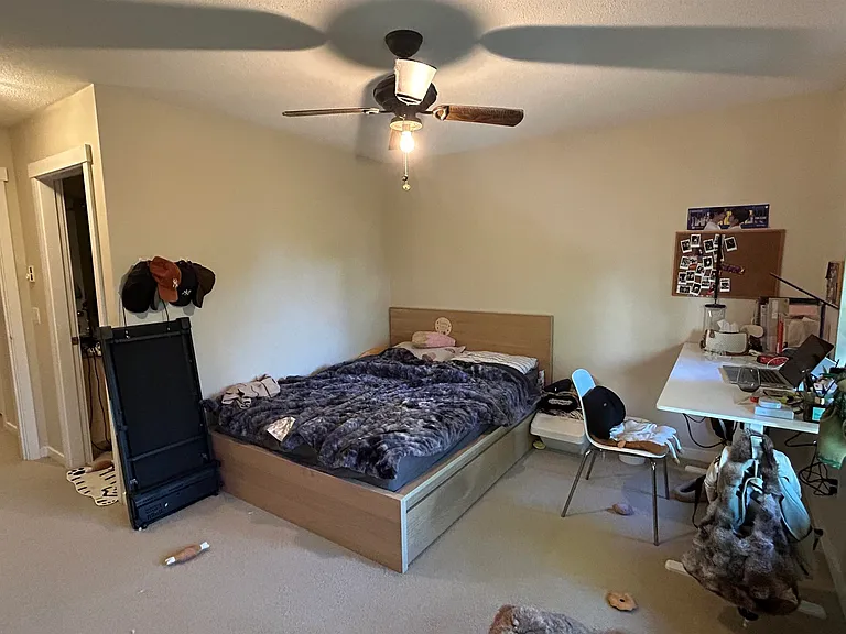 9229 University Cres #1XX — Photo 10