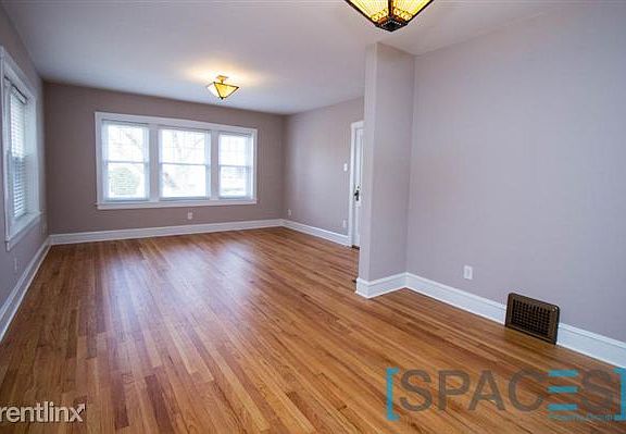 3rd image of 5323 W Winona St