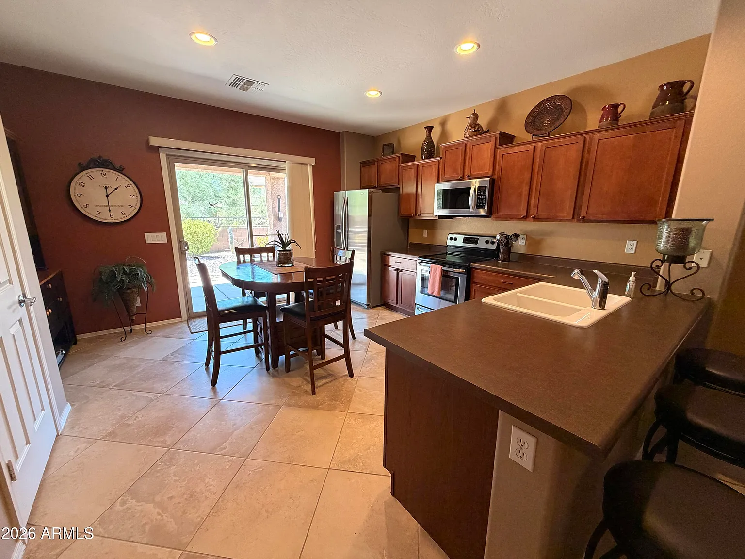 2 bed, 2.0 bath, 1251 sqft, $1,800 — Photo 4
