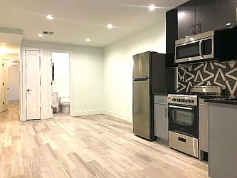 Rented by Rennit Inc.