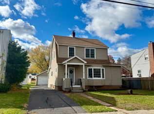 73 Walnut St, East Hartford, CT 06108