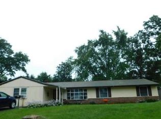 67 Donna Rd, Bellingham, MA 02019