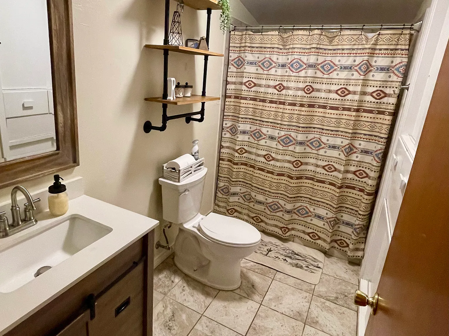 2 bed, 1236 sqft, $1,300 — Photo 4