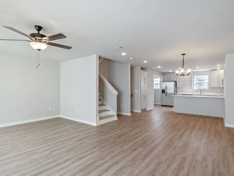 Lookout View Townhomes — Photo 15