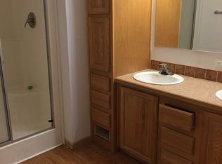 279 Oakbrook Dr, Wisconsin Dells, WI 53965