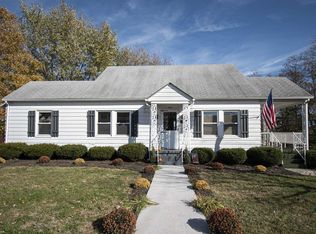 100 James St NW, Christiansburg, VA 24073