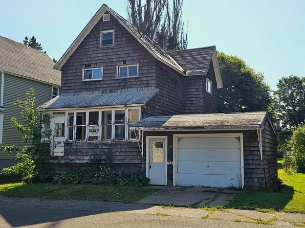 130 S Iroquois St, Laurium, MI 49913