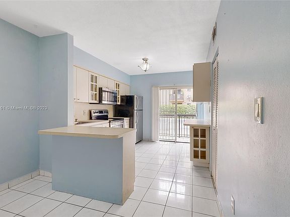 4th image of 5490 W 21st Ct APT 112