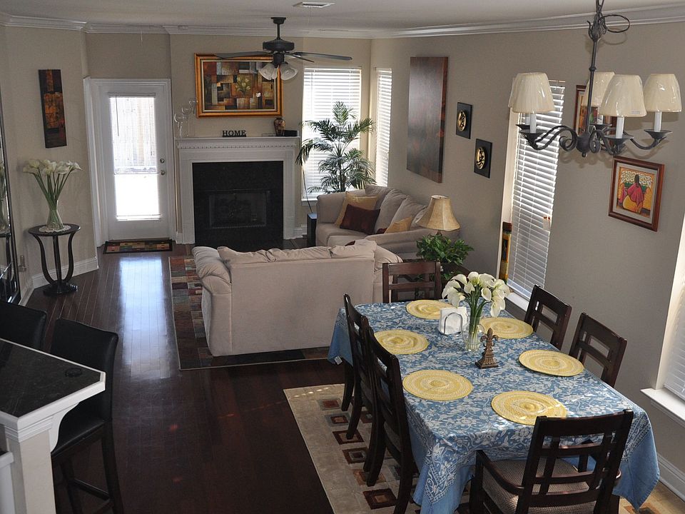 Dinning Room-1st floor
