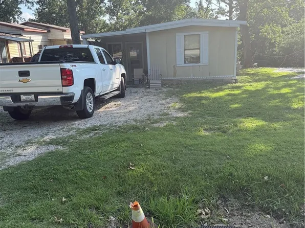 5671 Three Seasons Rd, Osage Beach, MO 65065