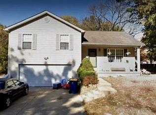 127 Dawn Dr, Washington, MO 63090