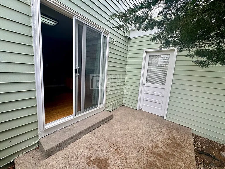 16033 E Radcliff Pl #A — Photo 24