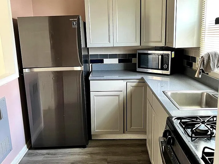 5619 Mitchell Rd — Photo 8