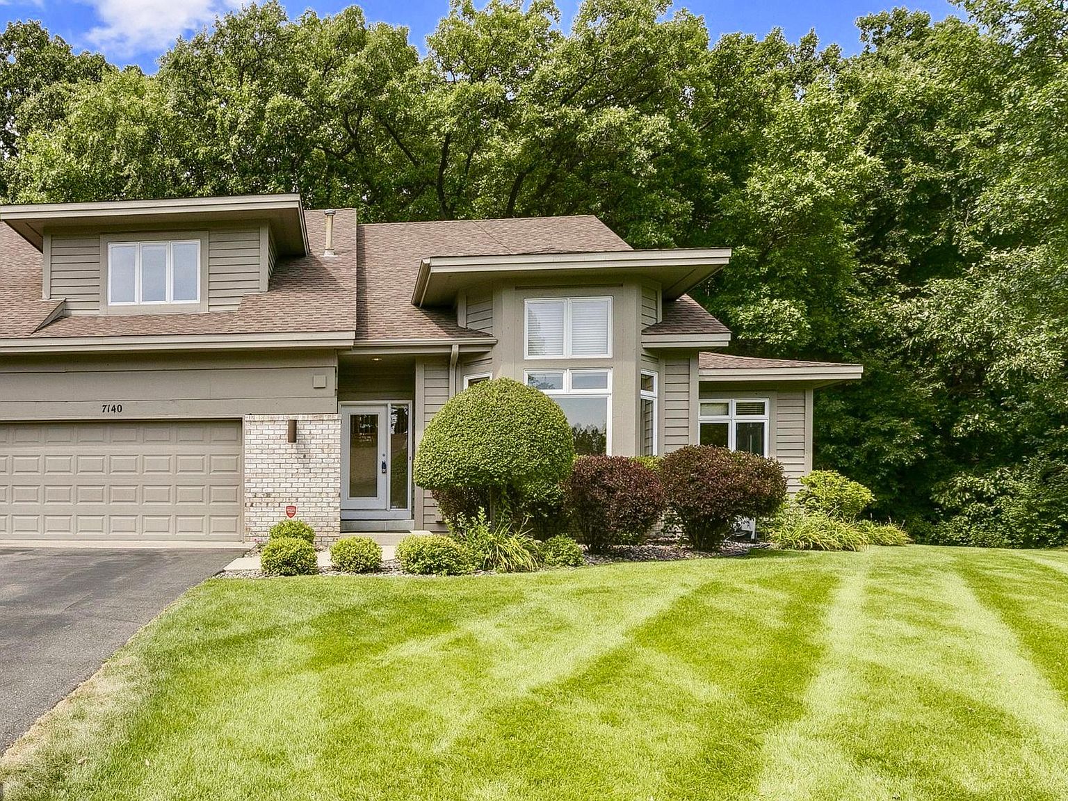 7140 Crowne Oak Rd, Eden Prairie, MN 55344 Zillow