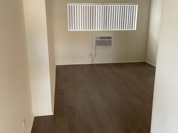 3rd image of 11275 Huston St #7