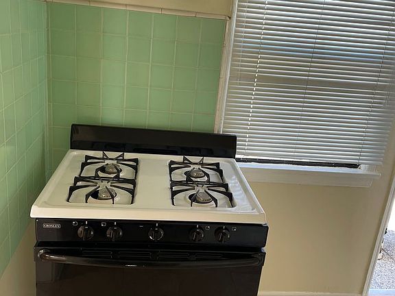 4th image of 1219 S Orange Grove Ave #10968956