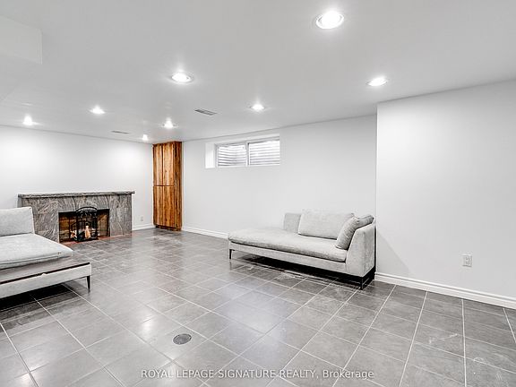 2nd image of 173 Rathburn Rd