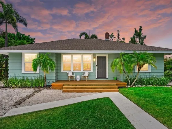 1051 Indian Beach Dr, Sarasota, FL 34234