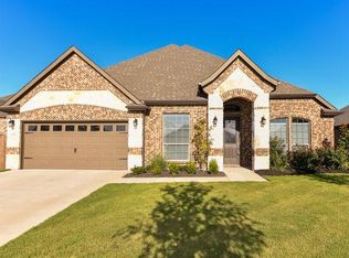 1544 Reagan Ave, Waxahachie, TX 75165
