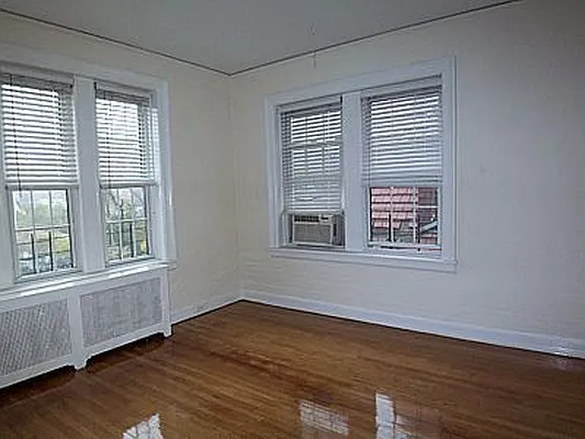 Sold by Anna Pinto Realty | media 24