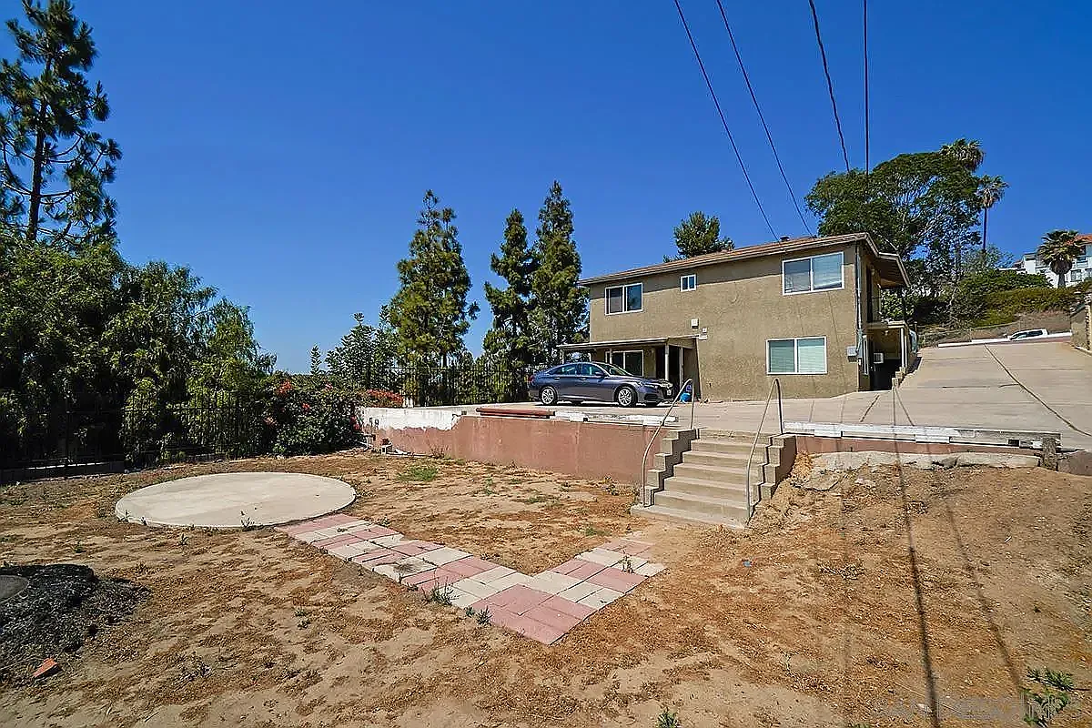 1 bed, 650 sqft, $2,000 — Photo 2