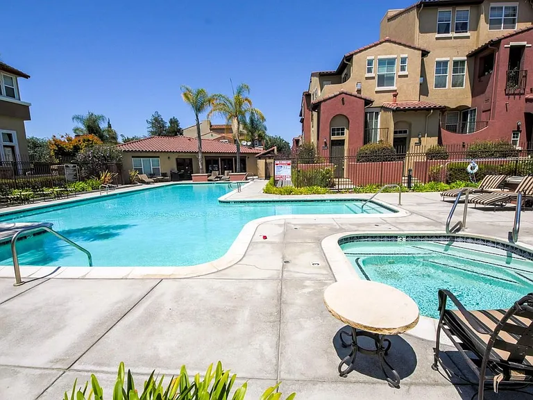 1217 Avenida Benito — Photo 22