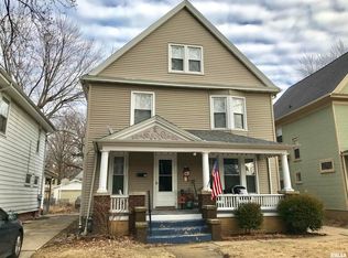 704 S Glenwood Ave, Springfield, IL 62704