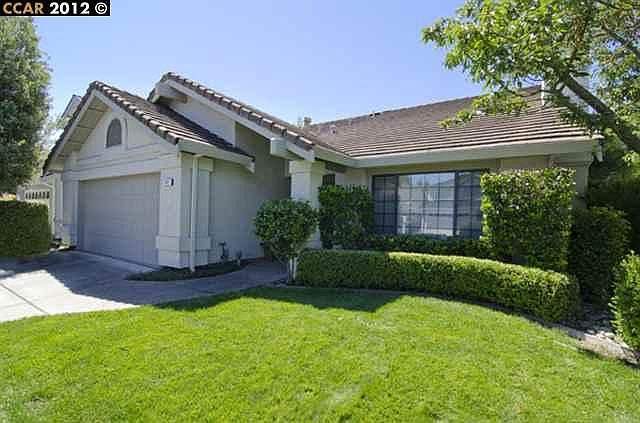 1st image of 121 Siena Pl