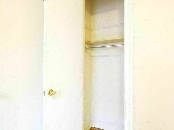 4th image of 179 Linden Blvd APT 5D