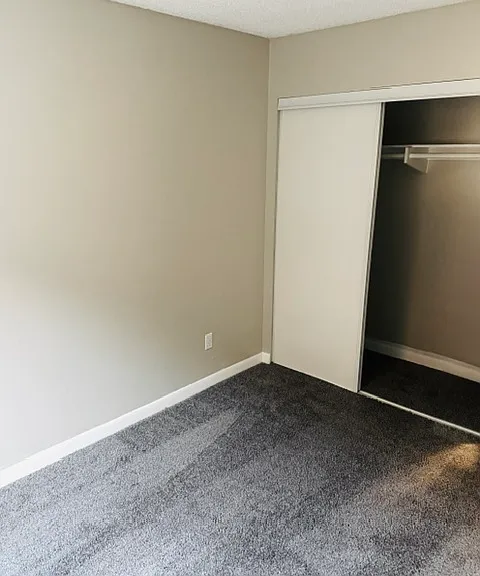 Moss Garden Apartments — Photo 15