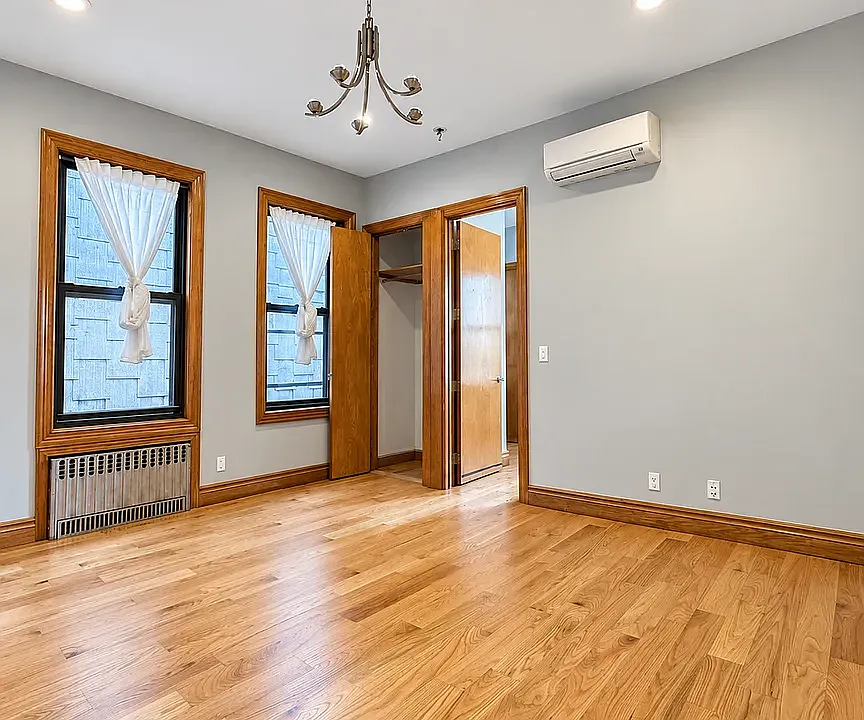 159 Russell St #3