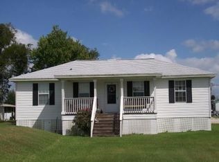 3404 Holloway Rd, Plant City, FL 33567