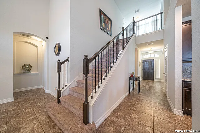4 bed, 2.5 bath, 2910 sqft, $2,900 — Photo 3
