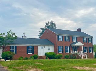 108 Lake Ridge Dr, Forest, VA 24551