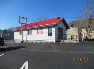 114 Chestnut St, Rainelle, WV 25962