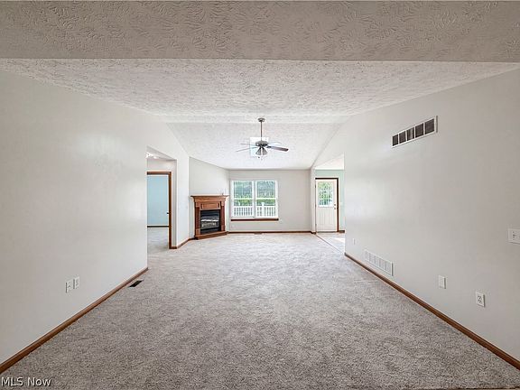 3rd image of 6016 W Breezeway Dr
