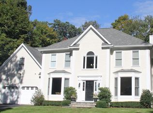 135 E Rocks Rd, Norwalk, CT 06851