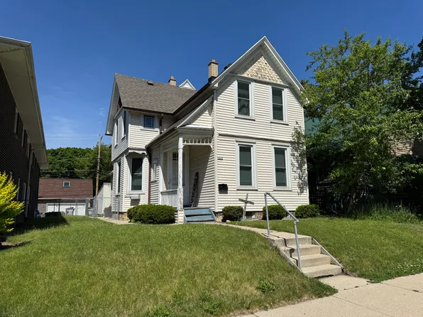 2429 N Oakland Ave #L, Milwaukee, WI 53211