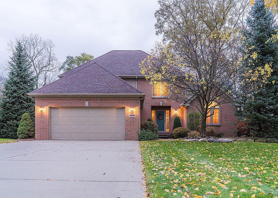 2nd image of 16896 Ryan Rd