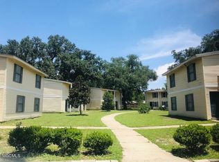 1540 Wilkes Ave, Biloxi, MS 39530