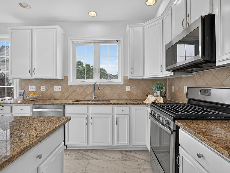 23149 Flora Mure Dr — Photo 39