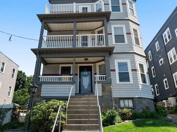 15 Bailey St, Dorchester, MA 02124