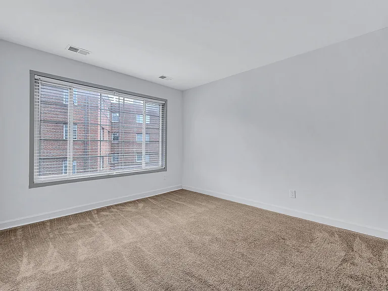 River Hill Apartments — Photo 5