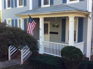 38 Graveline Ave FLOOR 2, Meriden, CT 06451