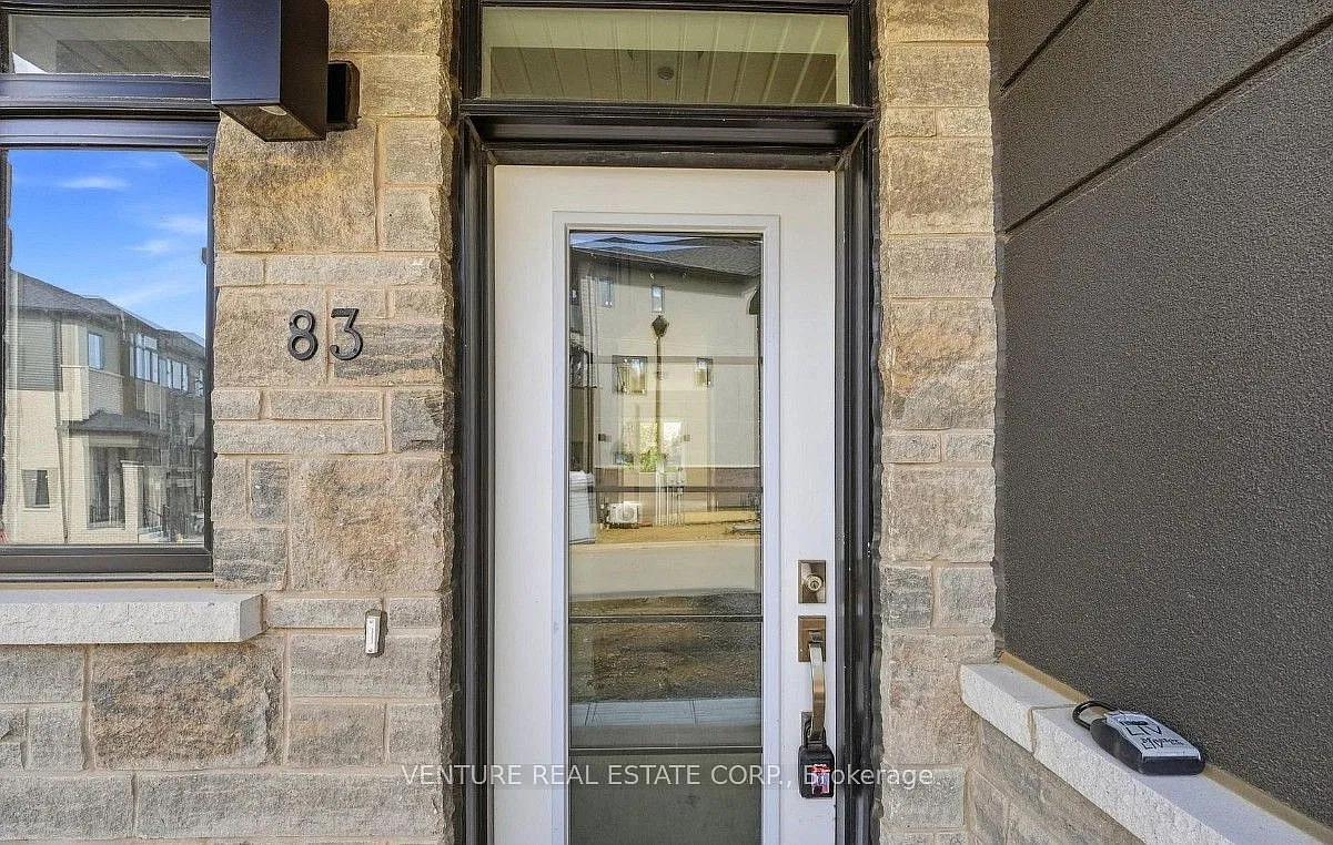 3 bed, $2,800 — Photo 2