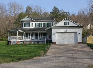 5203 Claybank Rd, Cross Lanes, WV 25313