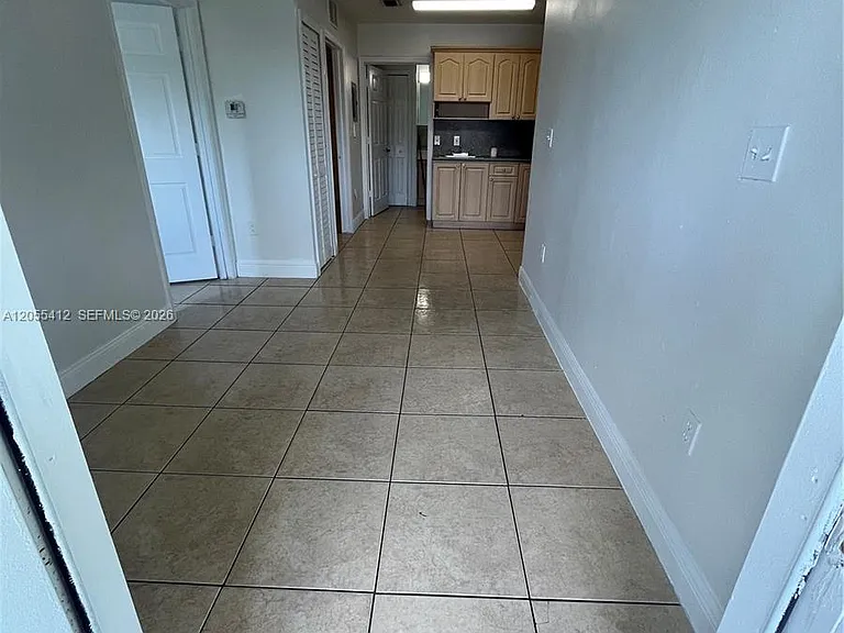 2185 NW 16th Ter #7 — Photo 1